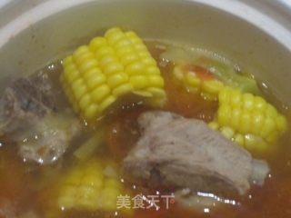 西红柿玉米排骨汤