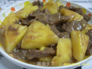菠萝炒牛肉的做法