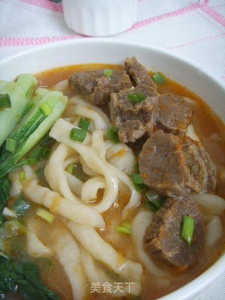 牛肉手擀面的做法