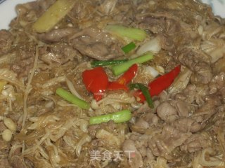 金菇肥牛粉丝煲的做法