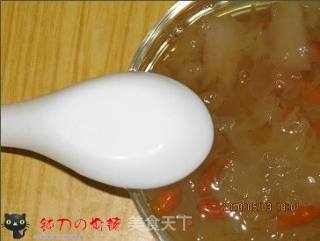 银耳雪梨汤的做法