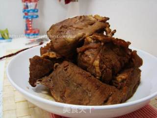 卤牛肉的做法