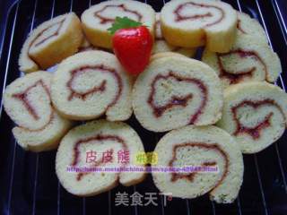 草莓戚风蛋糕卷