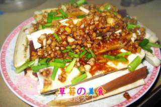 蒜蓉浇汁茄子的做法
