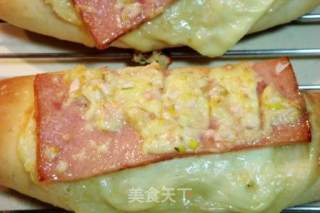 火腿葱花起司面包