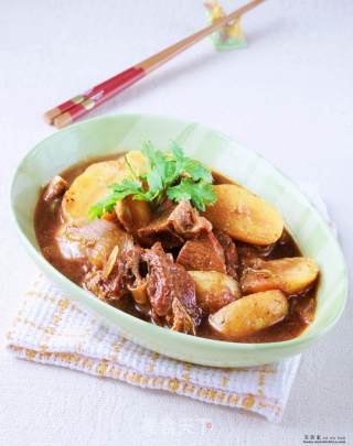 小土豆焖牛肉的做法