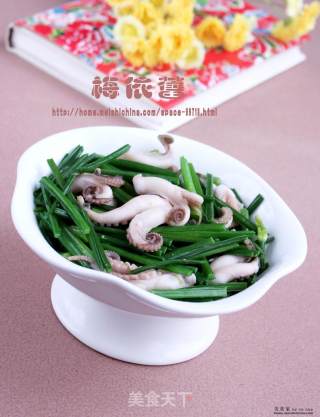 章鱼炒韭葶的做法