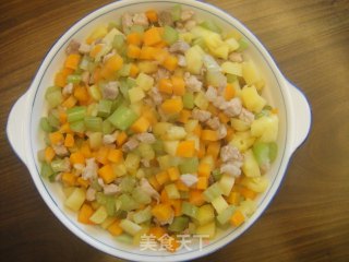 菠萝炒肉丁的做法