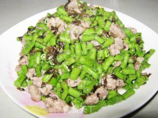 榄菜肉末豆角粒的做法