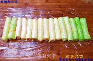 《酸辣两心依》又名《酸辣萝卜包心菜》的做法
