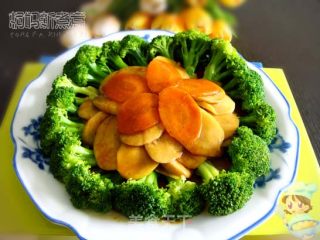 蚝油杏鲍菇扒西兰花的做法
