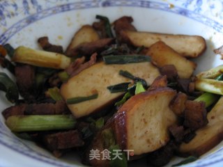 腊肉炒香干的做法