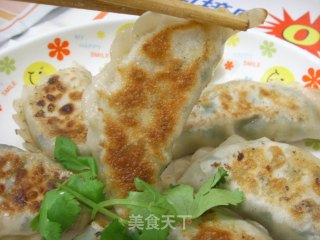 香煎韭菜猪肉饺子