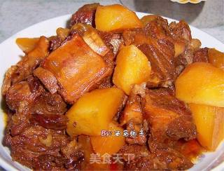 排骨焖土豆的做法