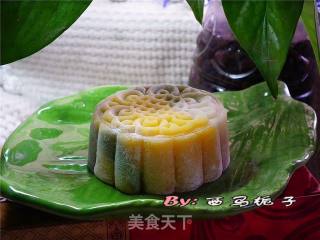 彩色冰皮月饼