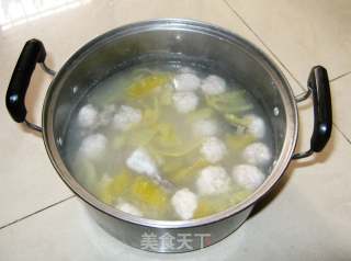 鳗鱼肉丸汤（鱼丸汤）--鲜美的做法