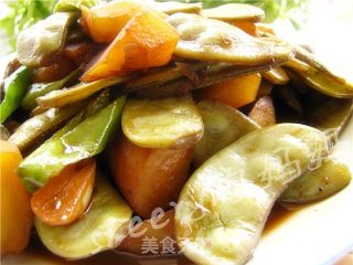 扁豆烧山芋的做法