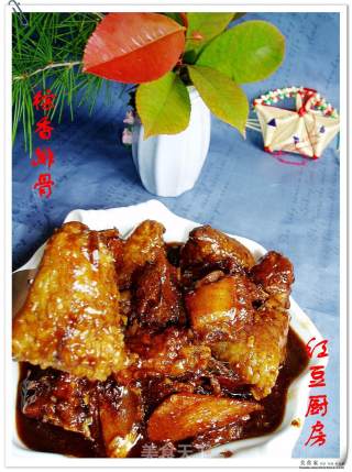 棕香排骨的做法