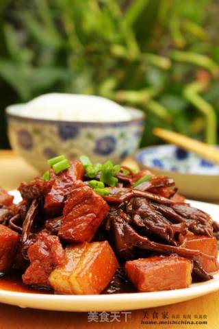 茶树菇烧肉的做法