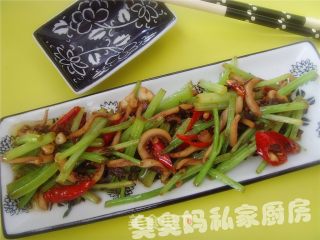 干煸鱿鱼丝的做法