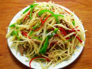 青红椒炒土豆丝的做法