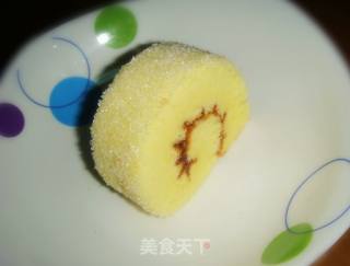 草莓夹心蛋糕卷