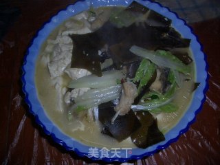 鱼头豆腐海带烩菜的做法