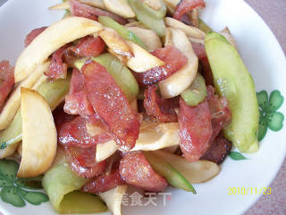 腊肠杏鲍菇的做法