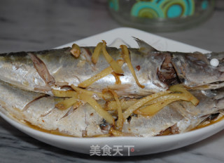 原汁原味姜丝煮鲅鱼的做法