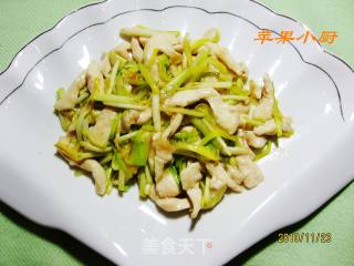 韭黄鸡丝的做法