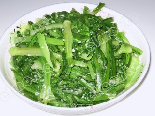 蒜末油唛菜的做法