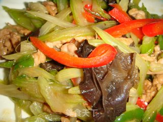 香芹肉丝的做法