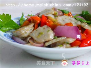 洋葱鱼丸片的做法