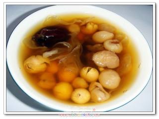 桂园莲子银耳糖水
