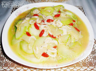 营养美味佳肴—西葫芦炒虾皮的做法