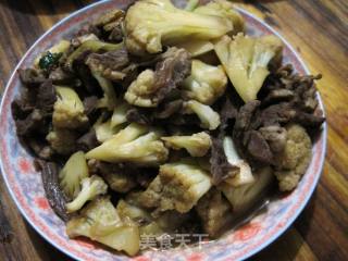 菜花炒肉的做法