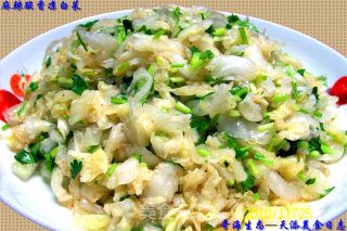 麻辣酸香凉白菜的做法