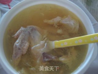 给自己好好补补---银耳炖鸡的做法