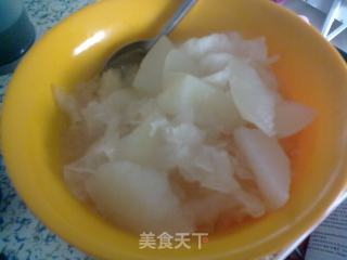 银耳雪梨水的做法