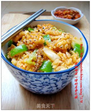 鱿鱼辣白菜炒饭