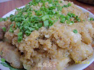 土豆粉蒸肉的做法