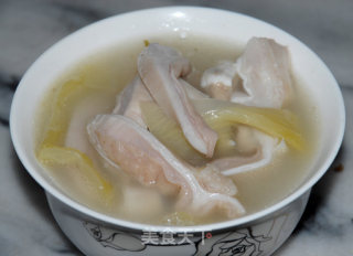 冬季暖胃----酸菜胡椒猪肚汤（电饭锅版）的做法
