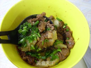 一样的材料，不一样的美妙滋味---懒人萌：萝卜炖牛腩的做法