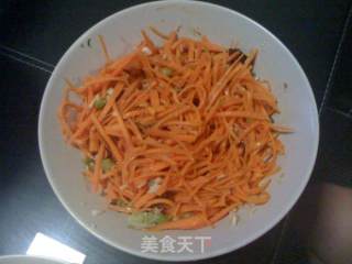 凉拌胡萝卜丝的做法
