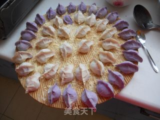 双色饺子