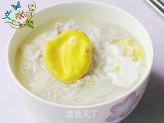 瘦肉鸡蛋线面的做法