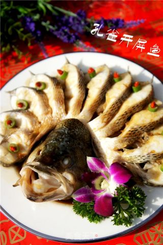 年年有余——孔雀开屏鲈鱼的做法