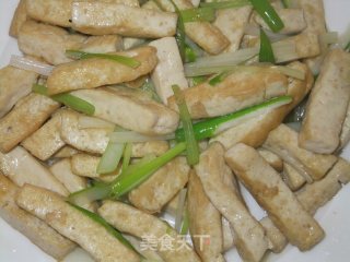 葱炒豆腐的做法