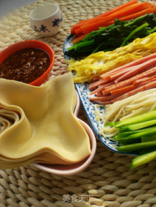 六六大顺——锦绣鲜蔬豆皮卷的做法