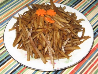清炒牛蒡丝的做法